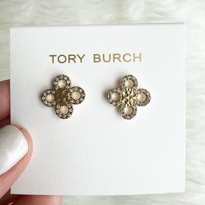 NWT Tory Burch Kira pavé clover stud earrings